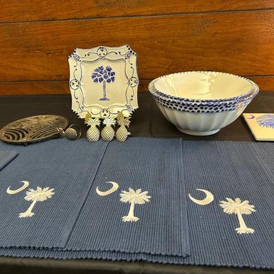 Lot Blue & White South Carolina Kitchen and Dining Items