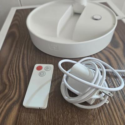 Telescopic Desktop Fan with Remote