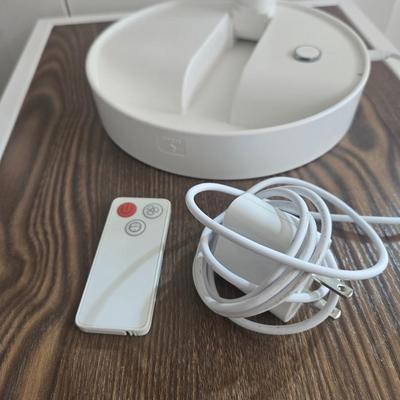 Telescopic Desktop Fan with Remote
