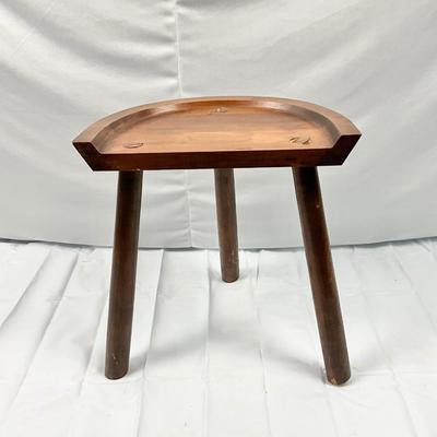 Lot P 675 The Bartley Collection, Ltd. 1987 Chair Stool