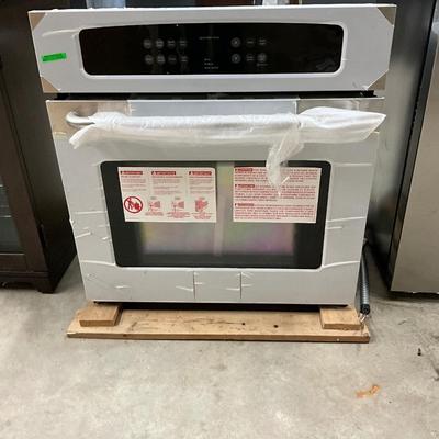 Lot P 678 NWT Frigidaire 27”, 3.5 Cu.Ft. Single Electric Wall Oven, Stainless Steel Speed Bake Oven