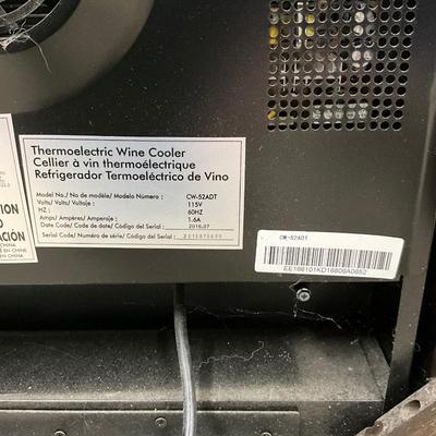 Lot P 682 Thermoelectric Wine Cooler