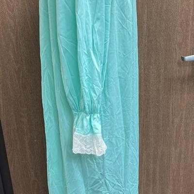 Full-Length Nightgown Size Large