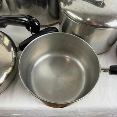 1080 Paul Revereware 9 Piece Set