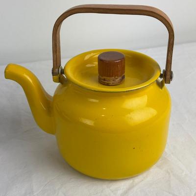 1081 Chantal Enamel Pot, Dansk Blue Baking Dish, Copco Paella Pan, and Yellow Tea Pot