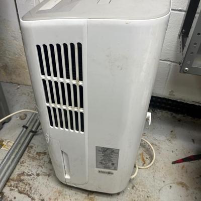 Frigidaire Dehumidifier (B1-MG)