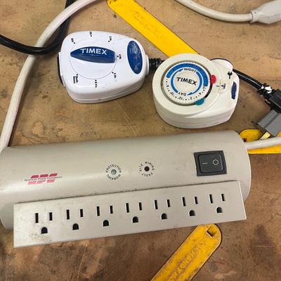 Power Strips & Surge Suppressors (B1-MG)