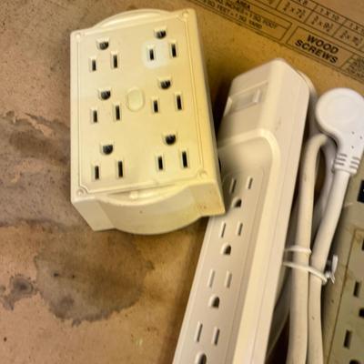 Power Strips & Surge Suppressors (B1-MG)