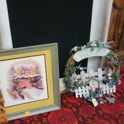 Pictures, frame, spoon
