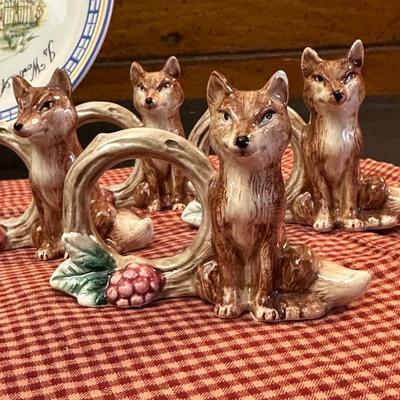 Fitz and Floyd Fox Napkin Rings and Canapé Knives, Decorative Plates and Napkins