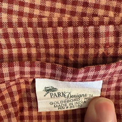 Fitz and Floyd Fox Napkin Rings and Canapé Knives, Decorative Plates and Napkins