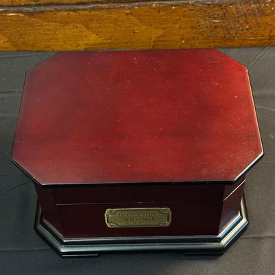 Lot of Christmas Decor including Thomas Kinkade’s Holiday Music Box, Snowman Oval Platter and More!