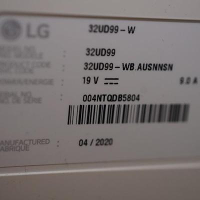 LG ADJUSTABLE STAND MONITOR 32" SCREEN