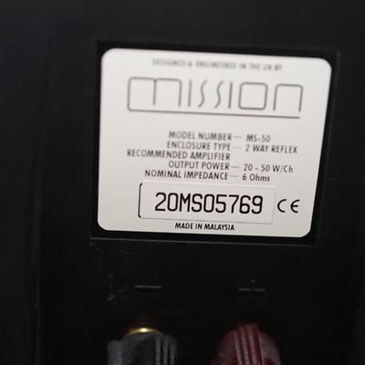 PAIR OF MISSION TABLE TOP OR BOOSHELF SPEAKERS