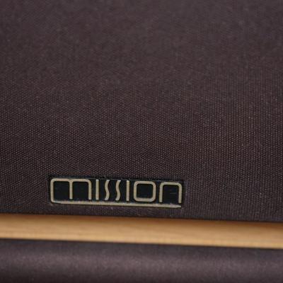 PAIR OF MISSION TABLE TOP OR BOOSHELF SPEAKERS