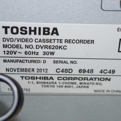 TOSHIBA VHS AND DVD PLAYER. 120v