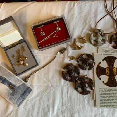 Lot of misc Men’s/women’s jewelry