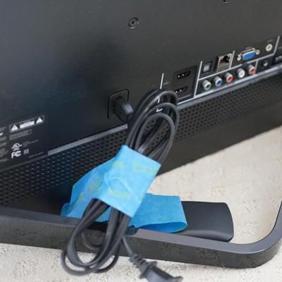 VIZIO MONITOR -BLACK