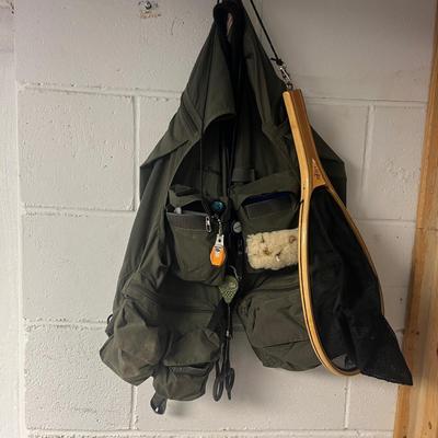LL Bean Fishing Vest (size M) & Contents (B2-MG)