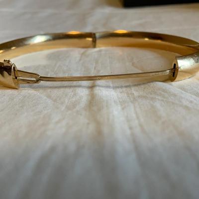 Gold Toned bangle bracelet