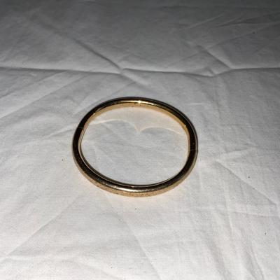 Small Gold toned Bangle Bracelet for child.