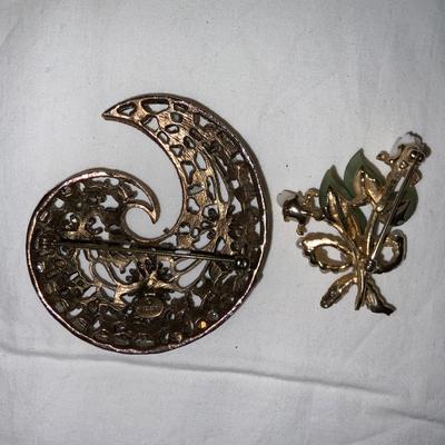 Lot of 2 Vintage Brooches