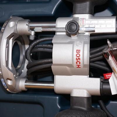 BOSCH VARIABLE SPEED PALM ROUTER KIT 1.25HP /WITH CASE