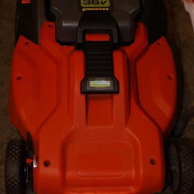 BLACK AND DECKER BATTERY OPERATED LAWNMOWER 36 VOLT 19" CUT