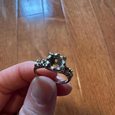 Lot of Misc Gold Toned Jewelry Items