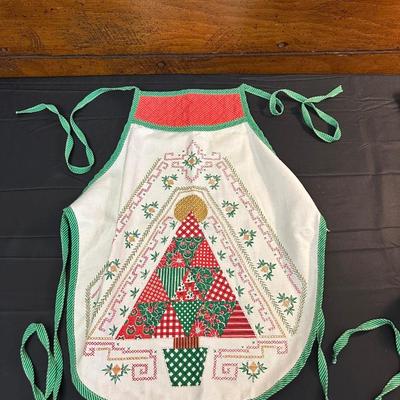 Lot of Vintage Christmas Decor including Mugs, Aprons and More!