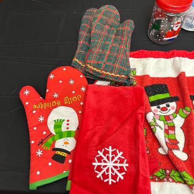 Lot of Vintage Christmas Decor including Mugs, Aprons and More!