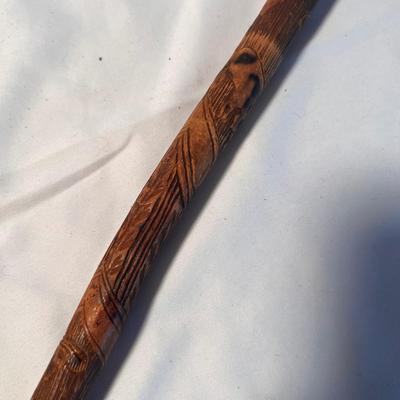 Hand Carved Walking Stick (D-RG)