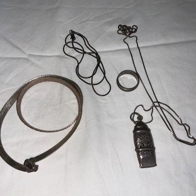 Lot of Silver toned jewelry items