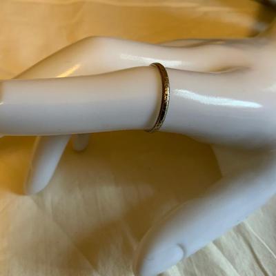 Silver Toned Ring Size 7