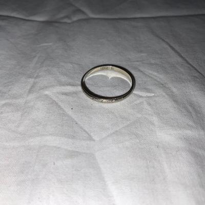 Silver Toned Ring Size 7