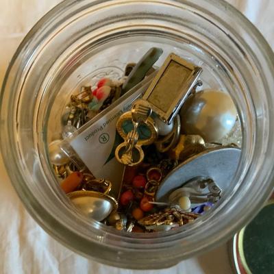 Mystery Pint Jar of Broken Untested Jewelry #1