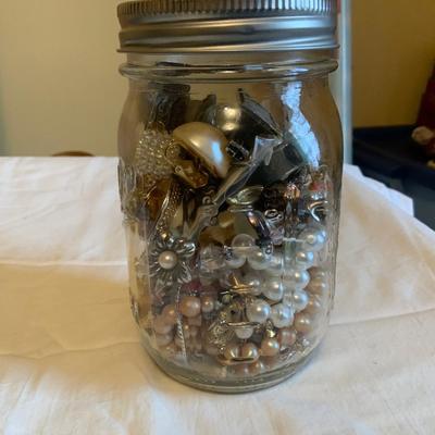 Mystery Pint Jar of Broken Untested Jewelry #1