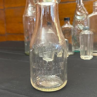 Lot of Vintage & Antique Bottles