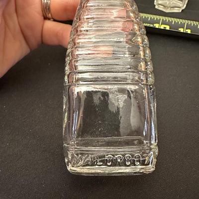 Lot of Vintage & Antique Bottles