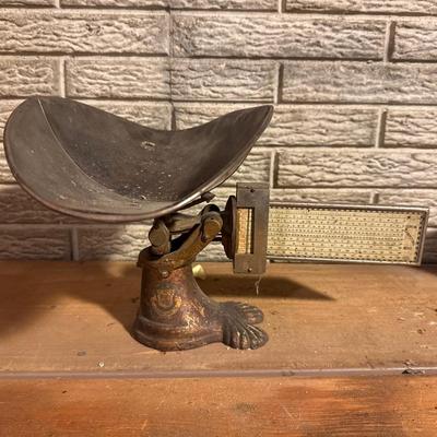Antique Pelouze Seal Footed Scale