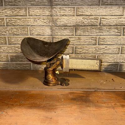 Antique Pelouze Seal Footed Scale