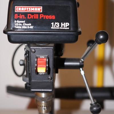 CRAFTSMAN 8" DRILL PRESS. TABLE TOP LIGHTWEIGHT /ROTATES