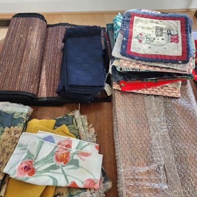 Lot of Linens Placemats, Table Runners, Napkins,