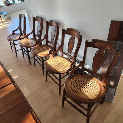 Antique Walnut Dining Table & 5 Cane Seat Chairs 46"X46" w 4 / 12" leaves & 2 / 9 " Leaves