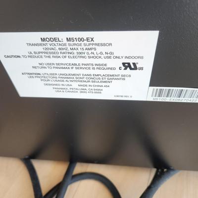 Panamax M5100-EX Surge Protector Home Theater Power Conditioner Powers Up W Original Box