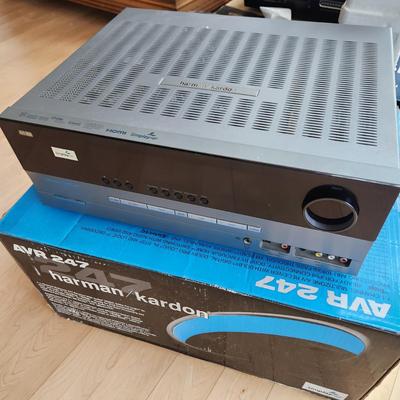 Harman Kardon Avr 247 7.1 Channel Multizone A/V Receiver + Speaker