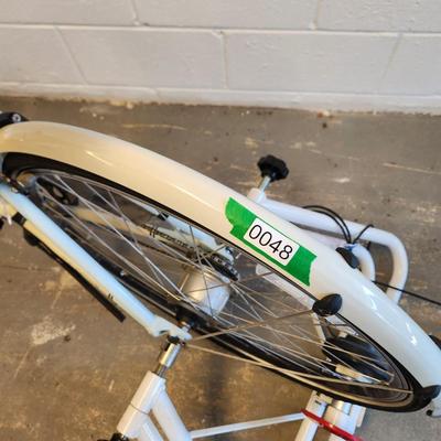 Jamis Commuter 3 Bike Size 17.5" w Performance Bike Trainer