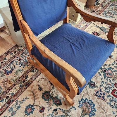 Vintage Platform Rocker