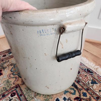 Antique Solid Red Wing Union Stoneware 8 Gallon Crock w Handles