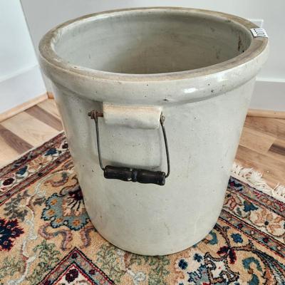 Antique Solid Red Wing Union Stoneware 8 Gallon Crock w Handles